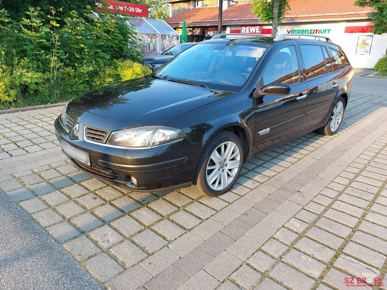 2006' Renault Laguna photo #1