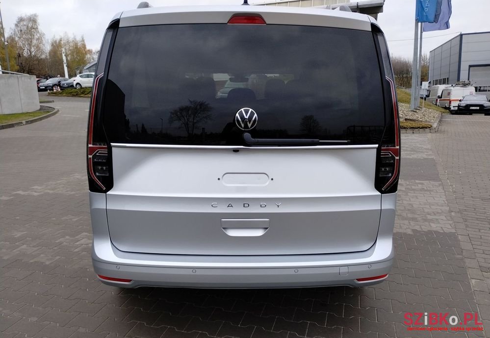 2024' Volkswagen Caddy photo #4