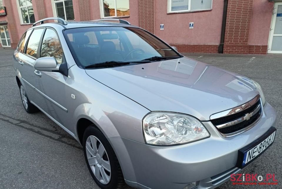 2009' Chevrolet Nubira photo #2