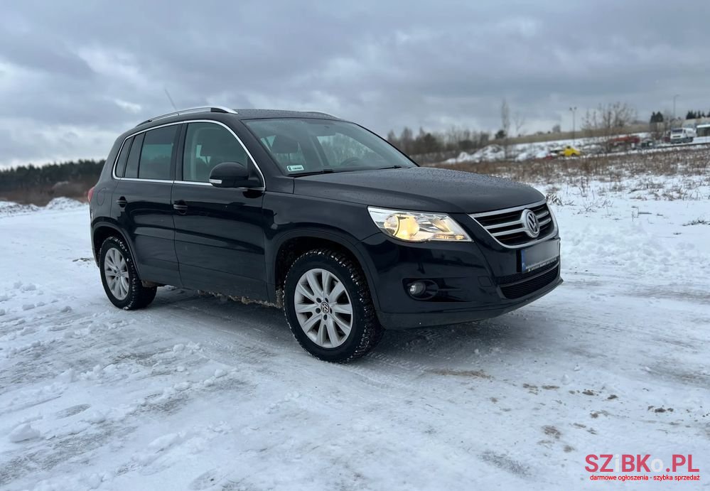 2009' Volkswagen Tiguan photo #3