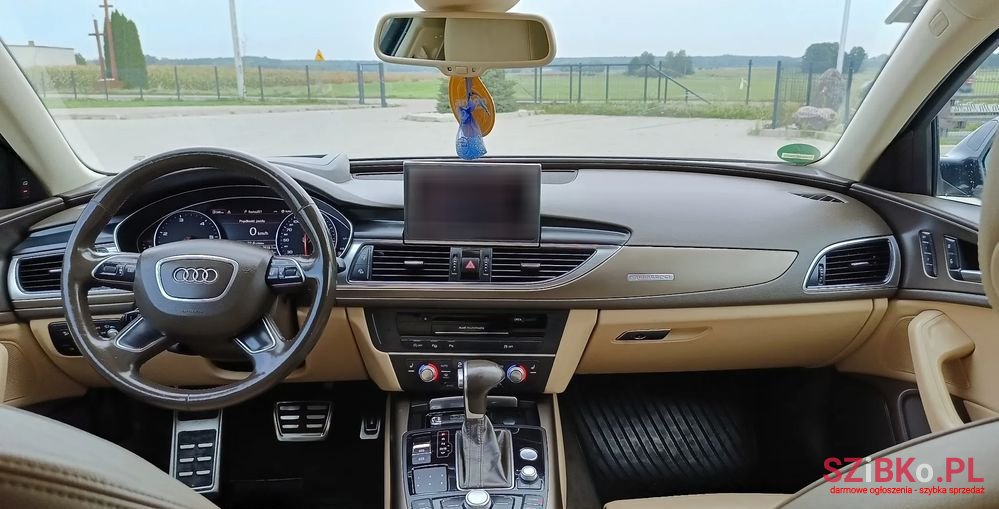 2013' Audi A6 S Tronic photo #5