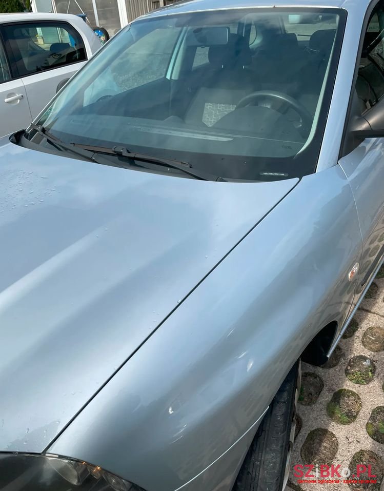 2008' SEAT Ibiza 1.4 16V Style photo #2