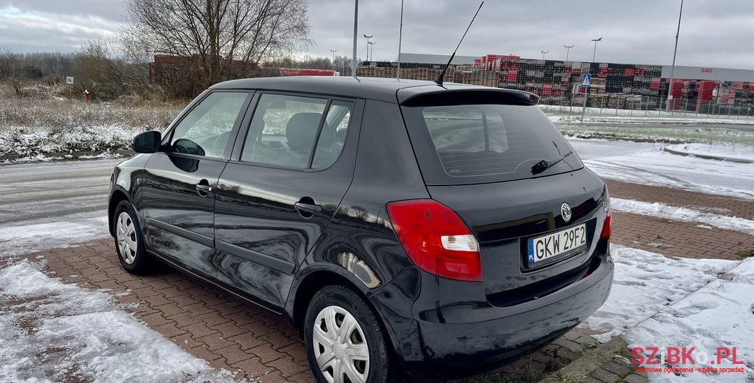 2010' Skoda Fabia photo #3
