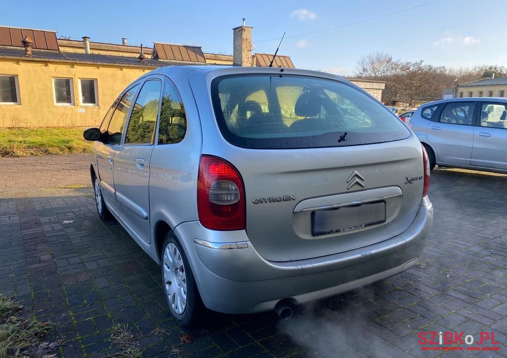 2006' Citroen Xsara Picasso 1.6 Hdi Style photo #3