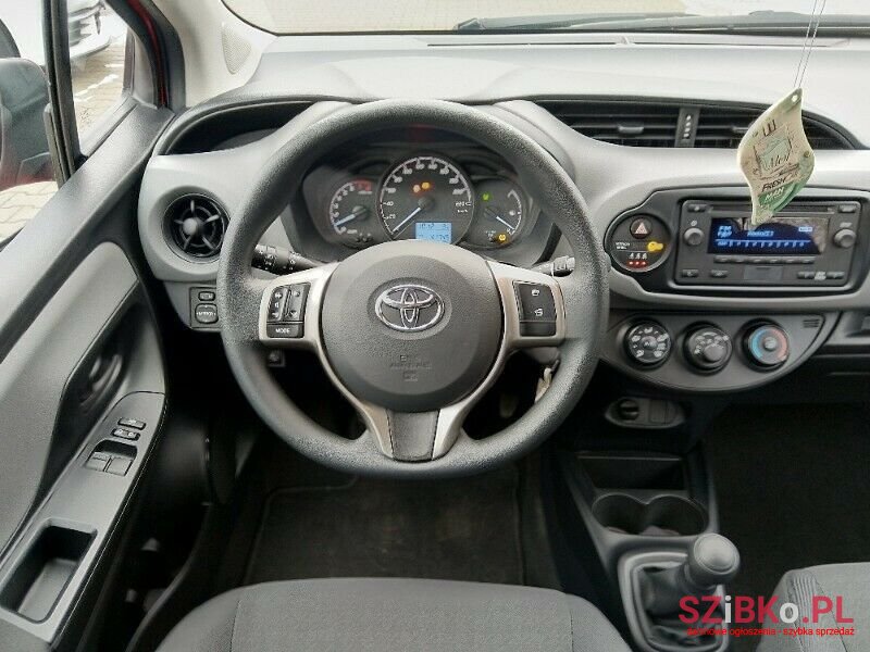 2018' Toyota Yaris photo #6