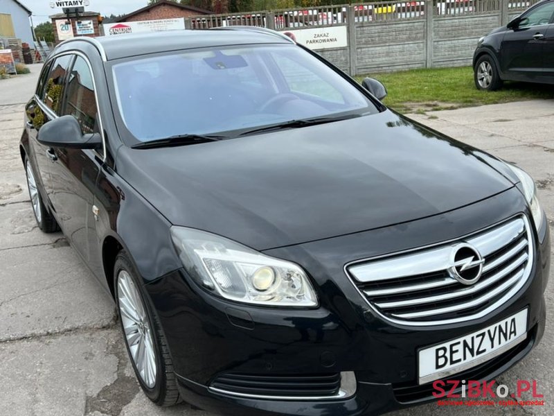 2009' Opel Insignia photo #2