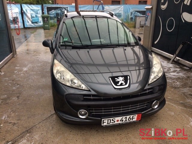 2008' Peugeot 207 SW photo #2