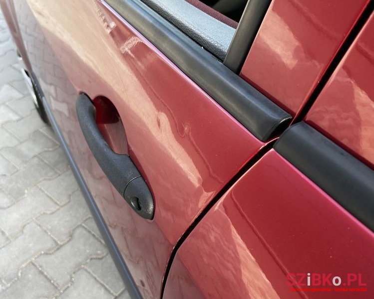 2005' Renault Modus photo #6