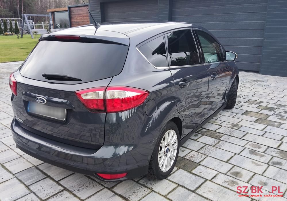 2012' Ford C-MAX Titanium photo #4