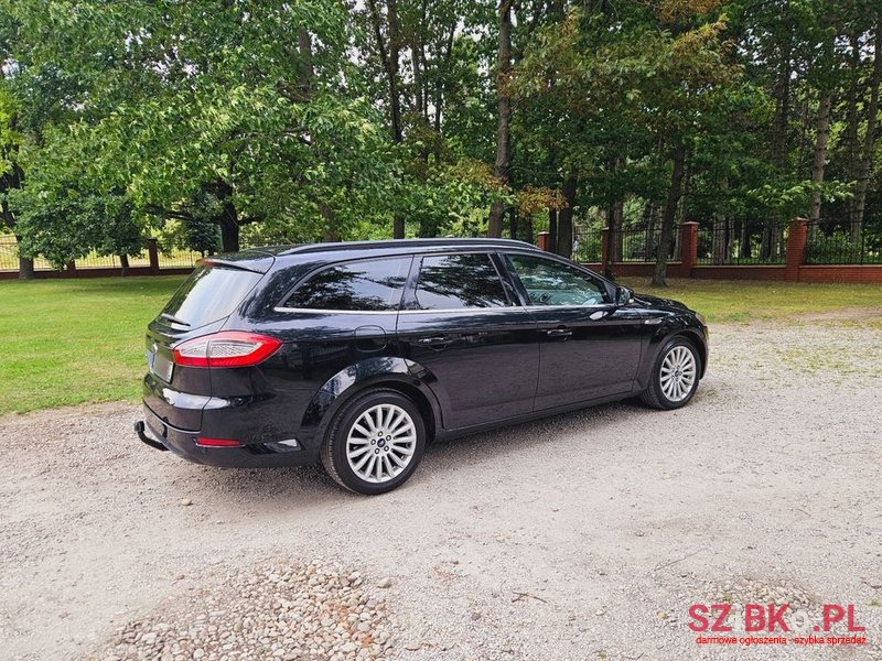 2014' Ford Mondeo photo #2