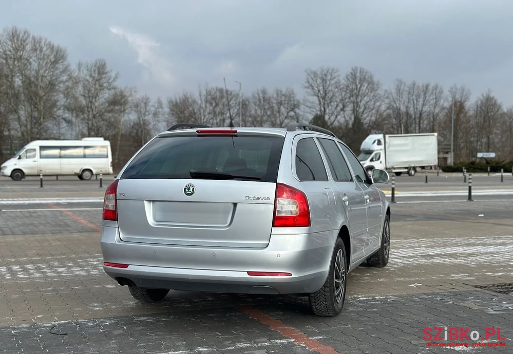 2010' Skoda Octavia photo #5