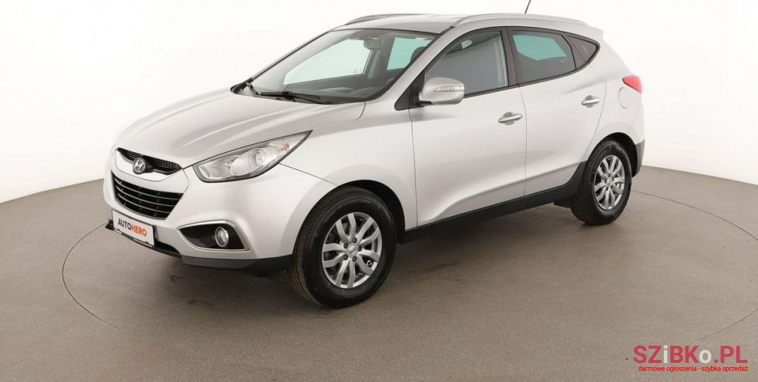 2012' Hyundai ix35 photo #1