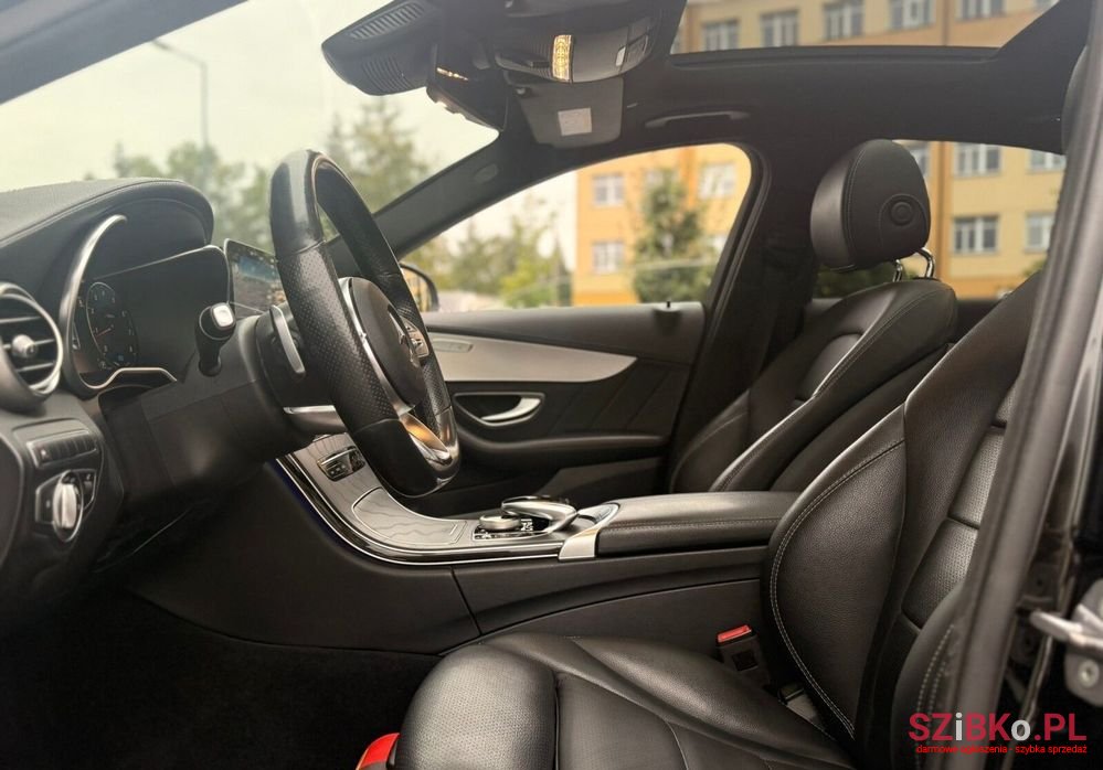 2018' Mercedes-Benz C-Class 200 4Matic photo #5