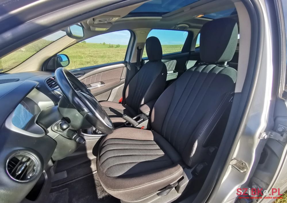 2009' Lancia Delta photo #5