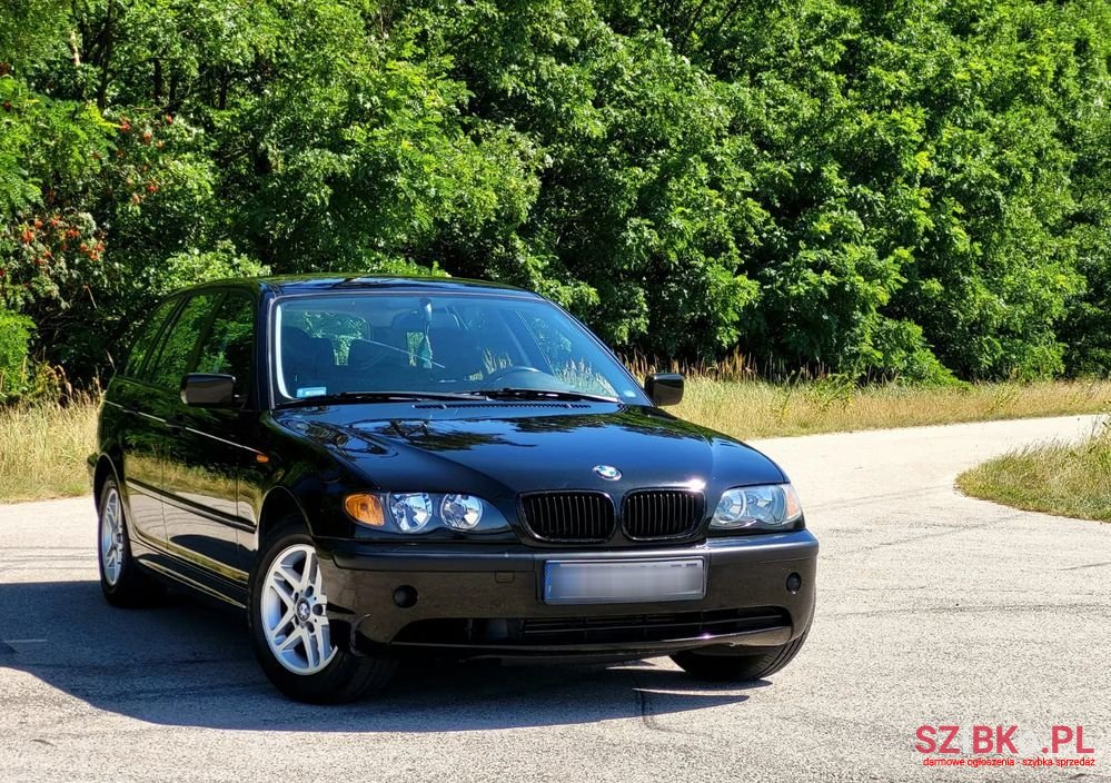 2005' BMW 3 Series 318D Touring photo #1