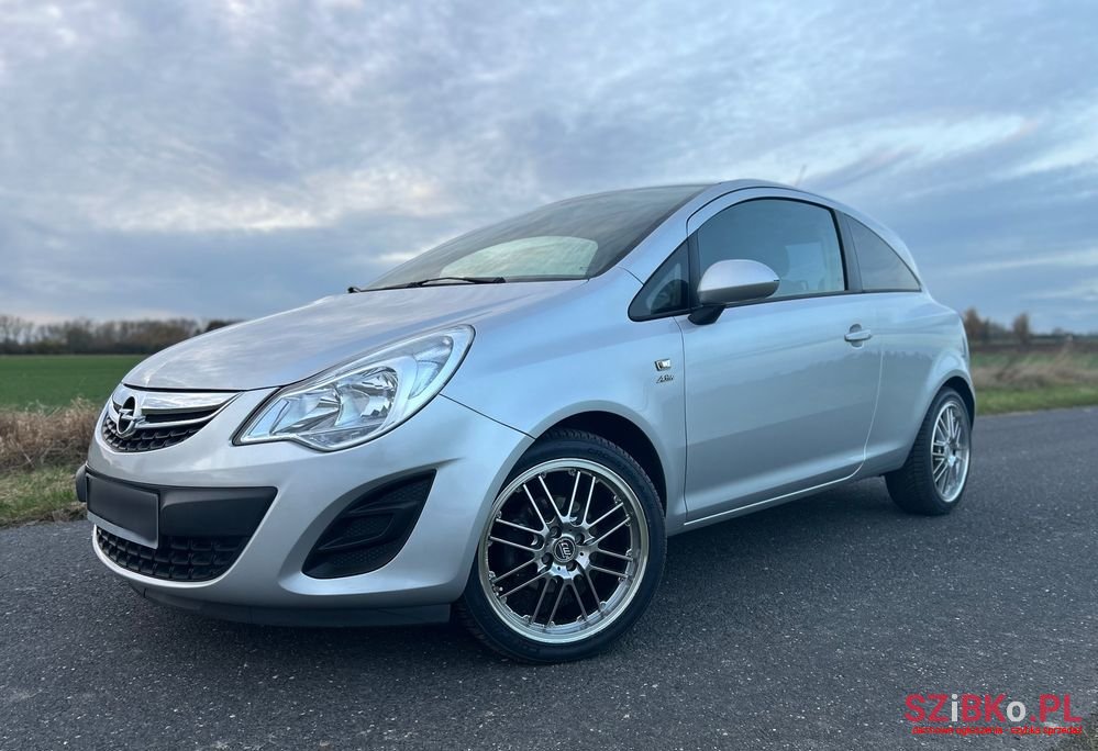 2013' Opel Corsa 1.4 16V Active photo #1