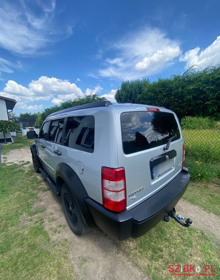 2007' Dodge Nitro 4.0 V6 Rt photo #3