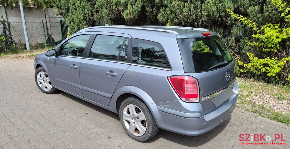 2004' Opel Astra photo #3