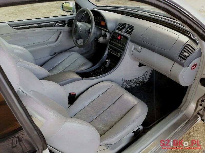 2001' Mercedes-Benz CLK 320 photo #5