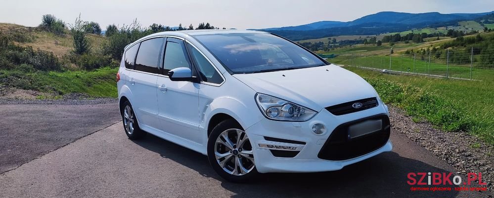 2011' Ford S-Max photo #2