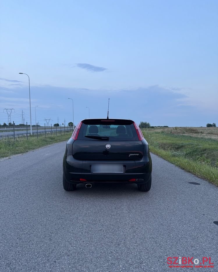 2008' Fiat Grande Punto photo #4