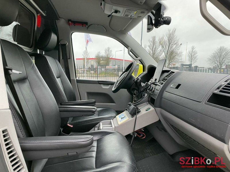 2013' Volkswagen T5 Kombi 2.0 TDI L2H1 Ambulance photo #6