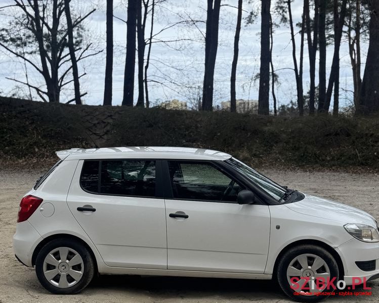 2014' Skoda Fabia 1.4 16V Active photo #4