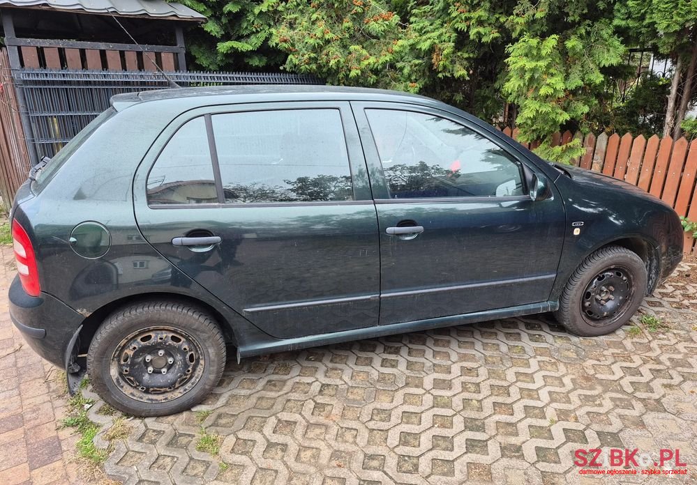2004' Skoda Fabia photo #1