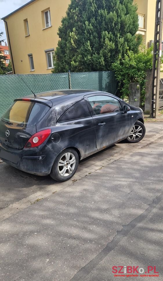 2008' Opel Corsa 1.2 16V Enjoy photo #2