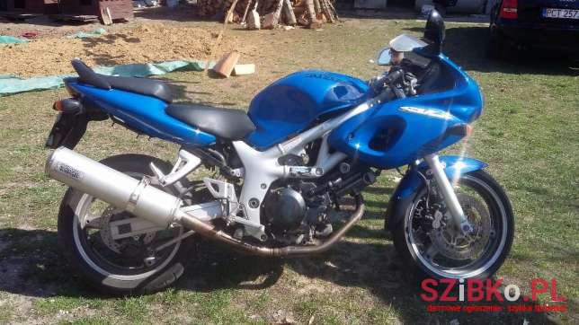 2001' Suzuki photo #1