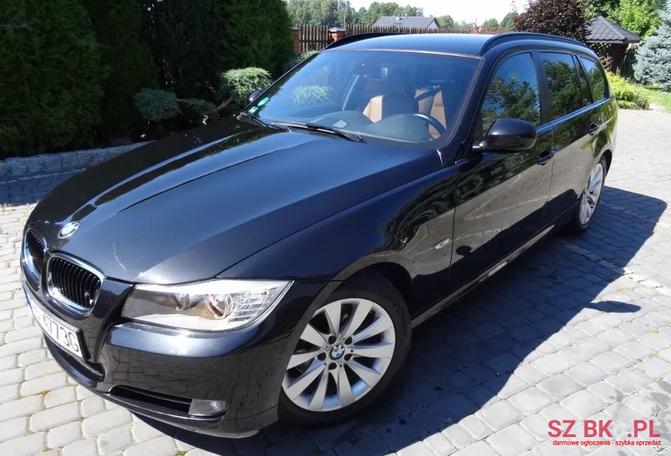 2011' BMW Seria 3 photo #1