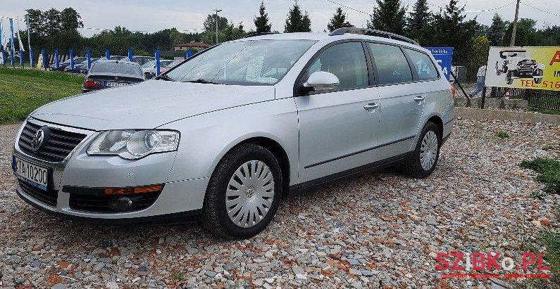 2007' Volkswagen Passat photo #1