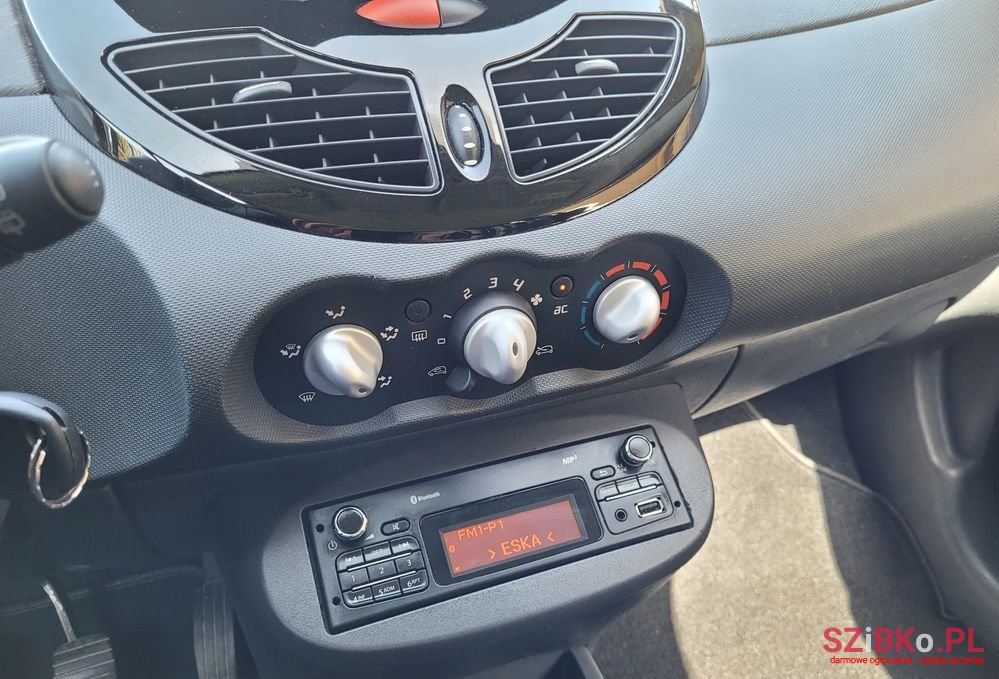2014' Renault Twingo 1.2 16V Eco Night&Day photo #6