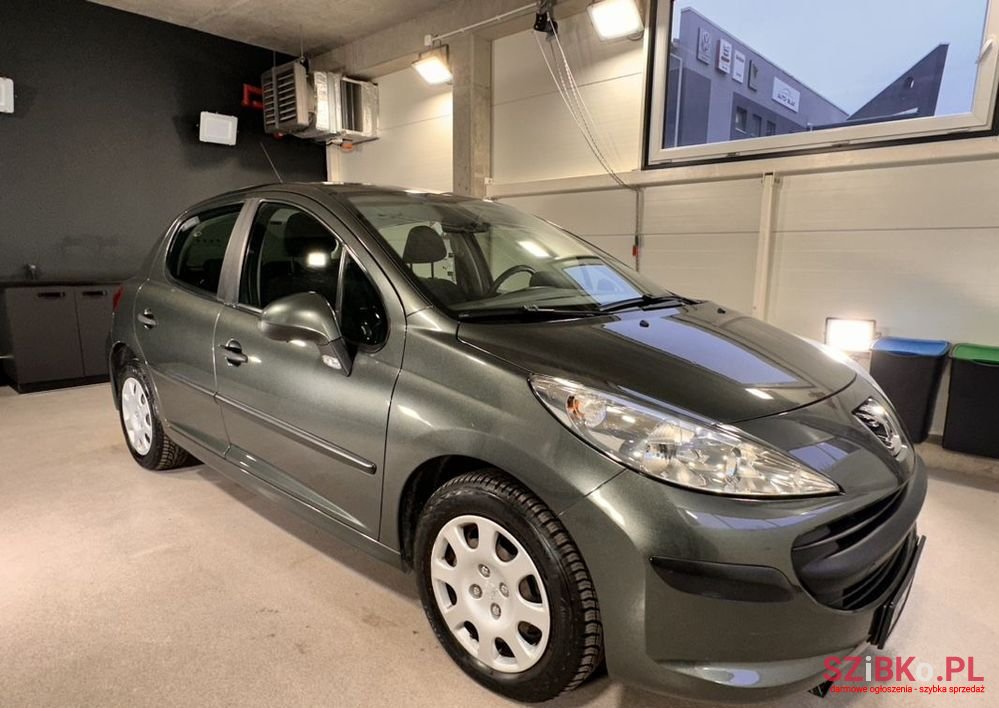 2007' Peugeot 207 1.4 Presence photo #3