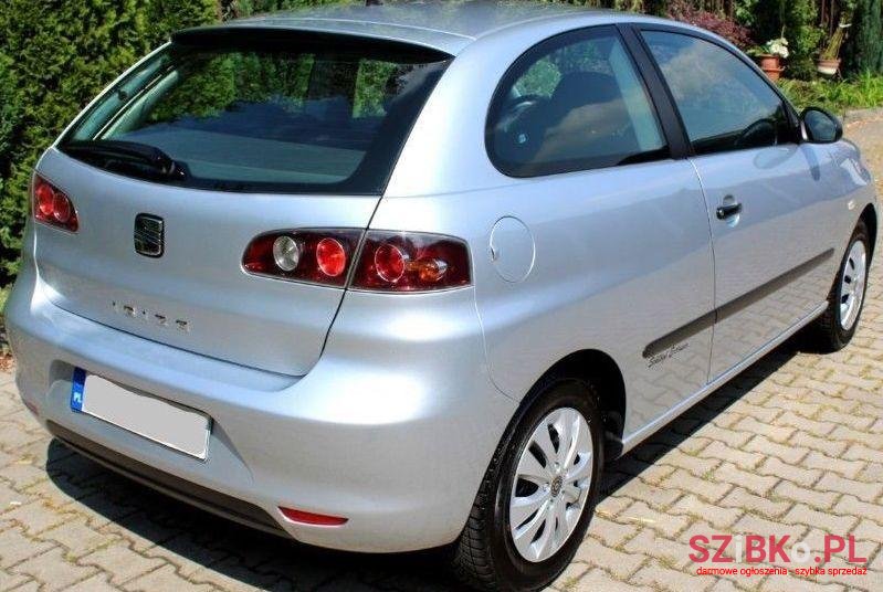 2006' SEAT Ibiza photo #1