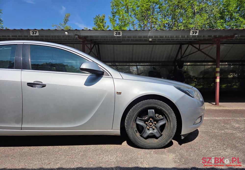 2009' Opel Insignia 2.0 T Cosmo 4X4 photo #6