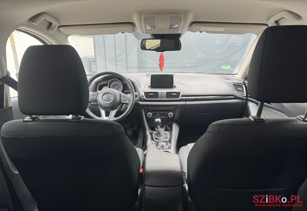 2015' Mazda 3 Skyactiv-D photo #6