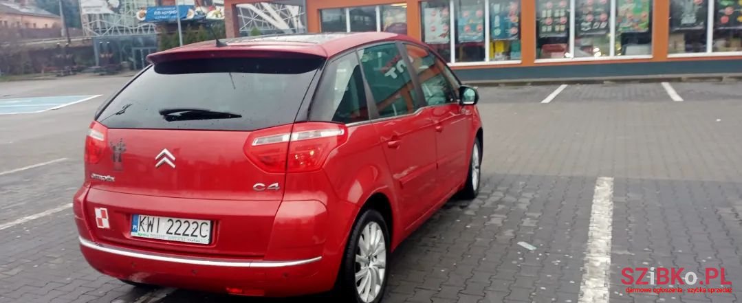 2009' Citroen C4 Picasso photo #3