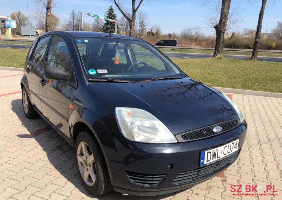 2005' Ford Fiesta photo #1