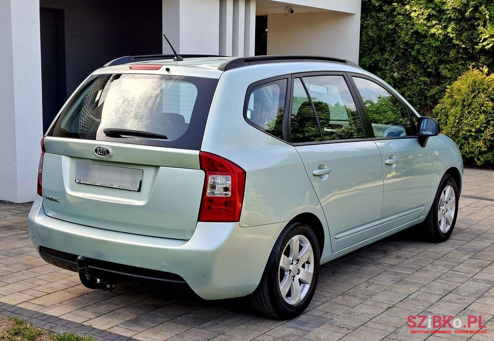 2009' Kia Carens 2.0 Ex photo #3