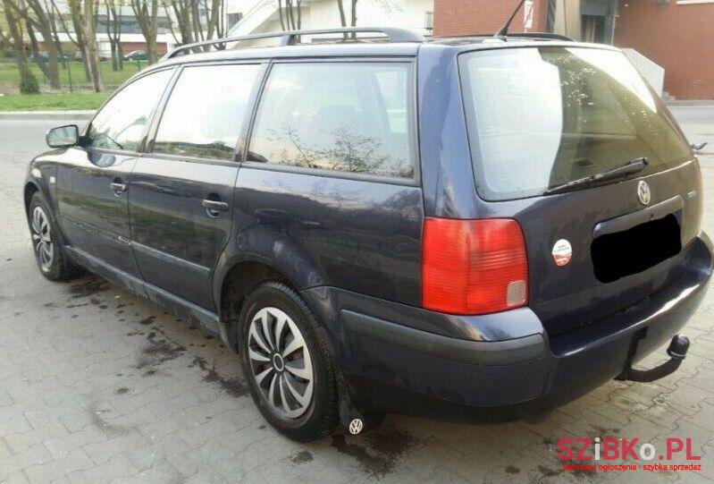 1999' Volkswagen Passat photo #1