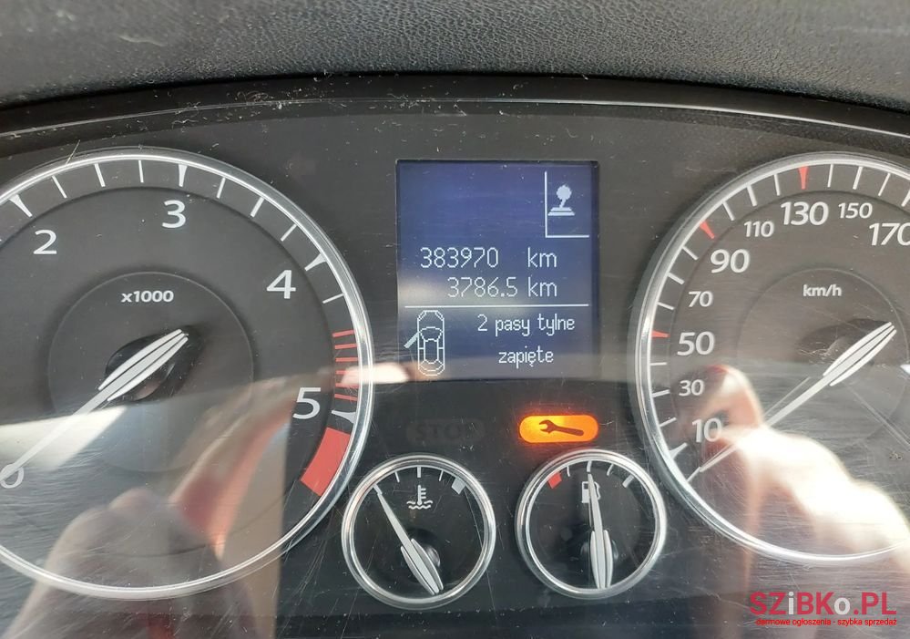 2008' Renault Laguna photo #6