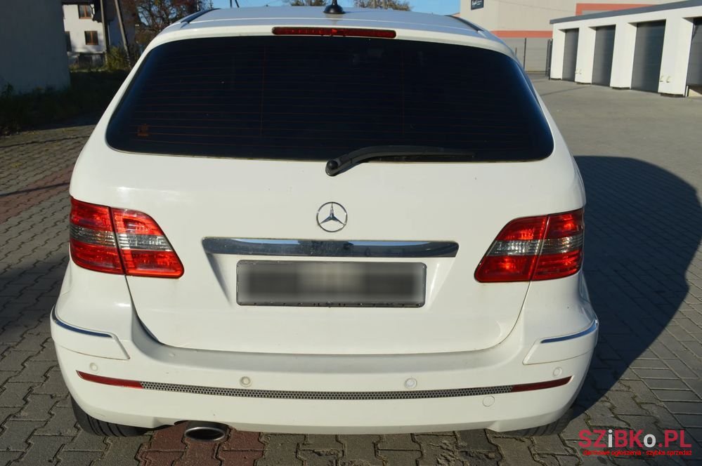 2008' Mercedes-Benz B-Class 180 Cdi photo #5