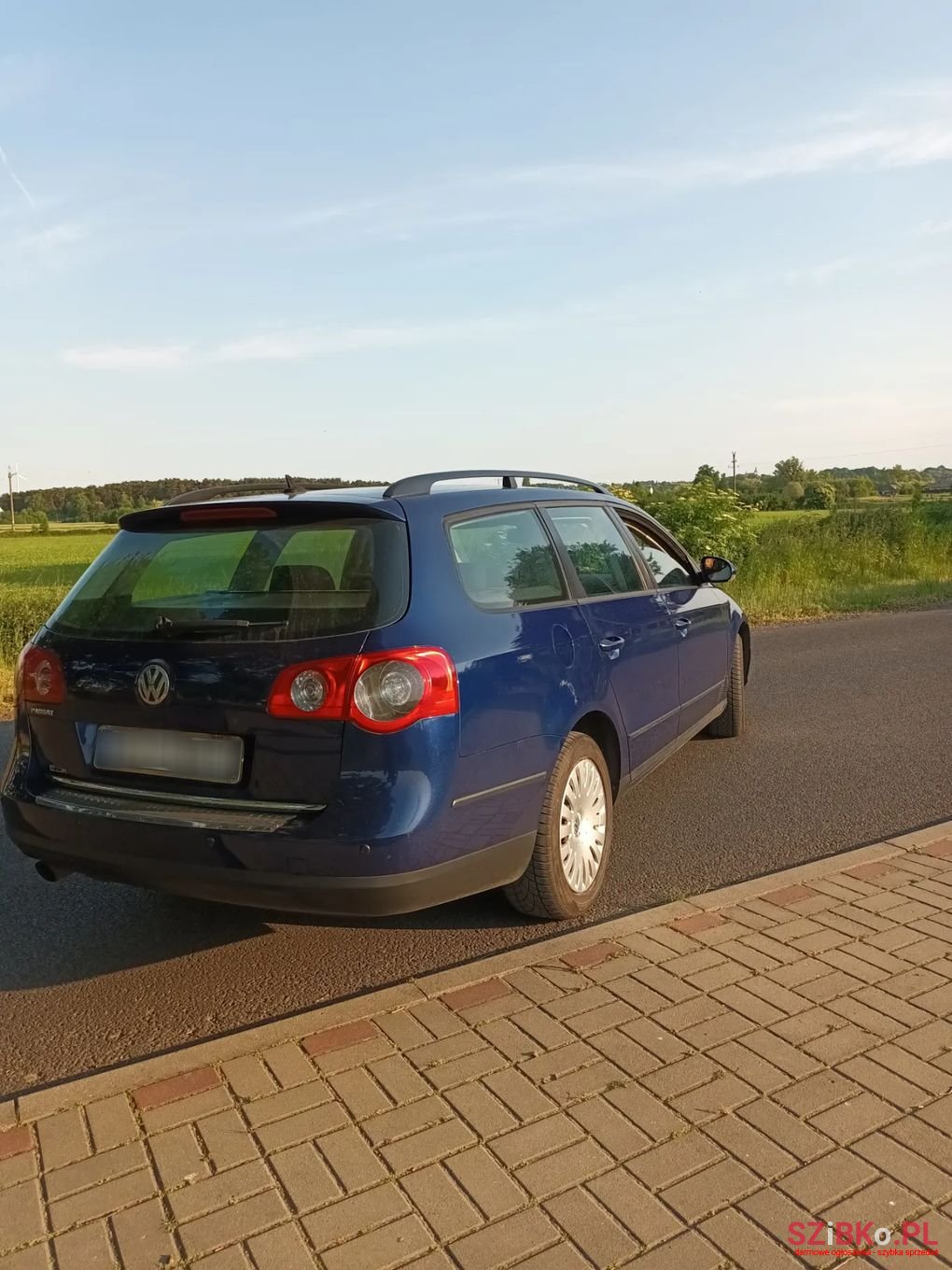 2006' Volkswagen Passat photo #6