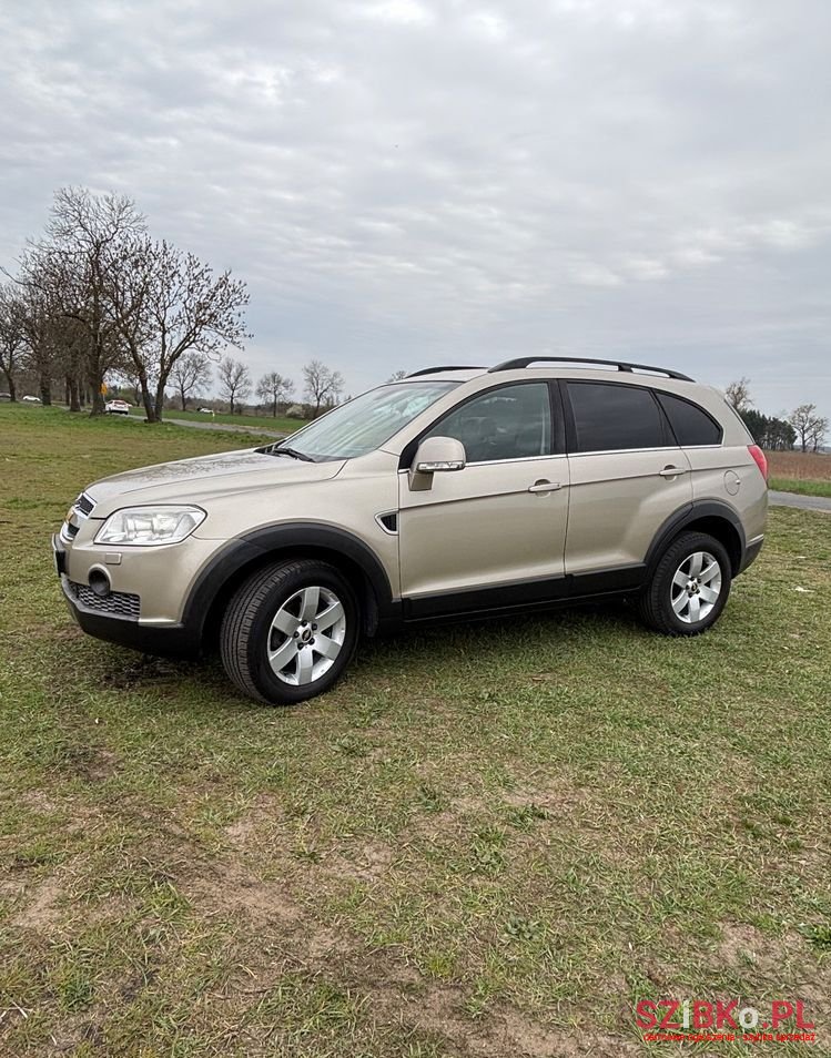 2007' Chevrolet Captiva photo #1