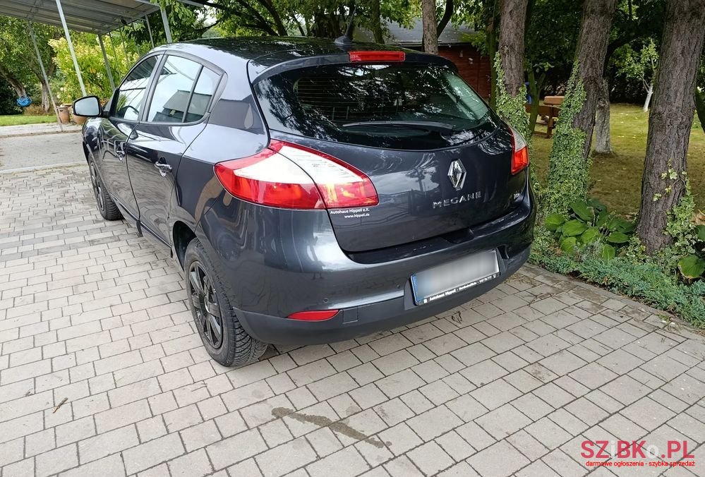 2014' Renault Megane Grandtour photo #5