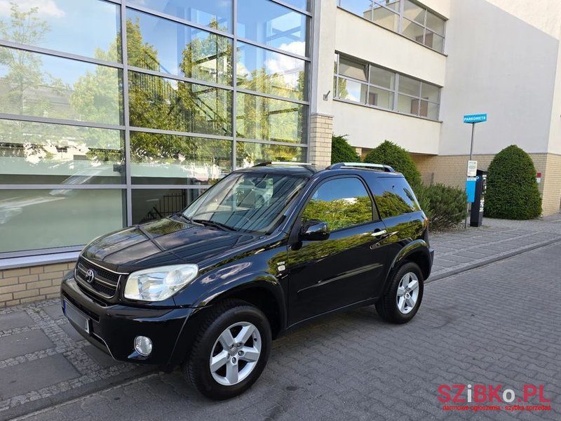 2005' Toyota RAV4 2.0 4X4 Executive photo #3