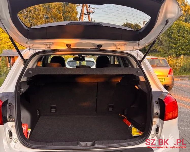 2014' Mitsubishi ASX photo #6