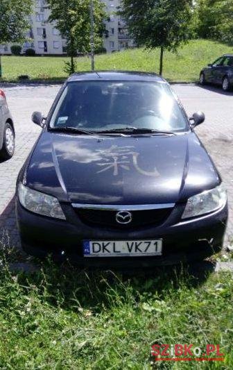 2001' Mazda 323 photo #2