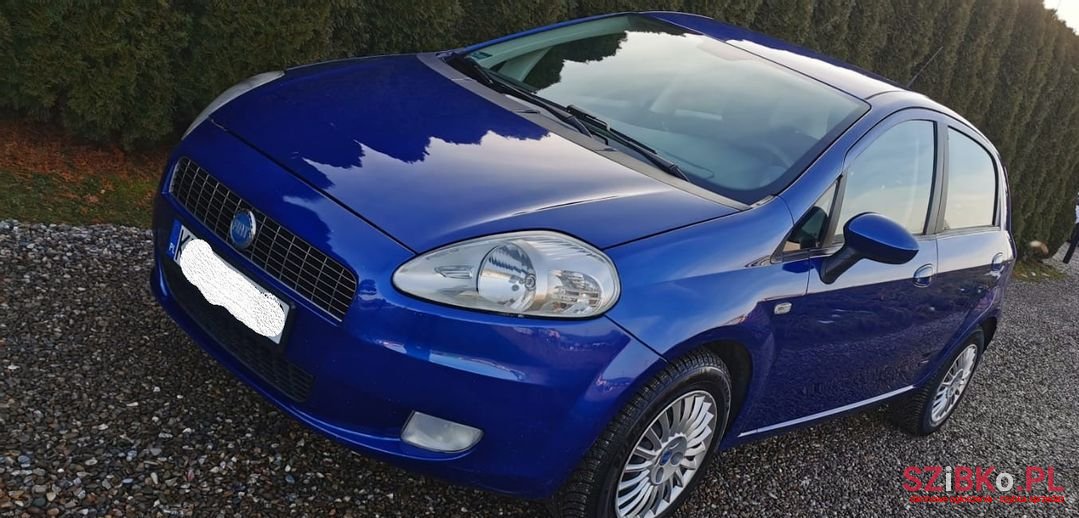2005' Fiat Grande Punto photo #1